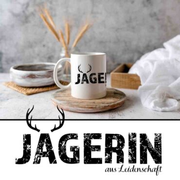 Jägerin aus Leidenschaft // Panorama Tasse